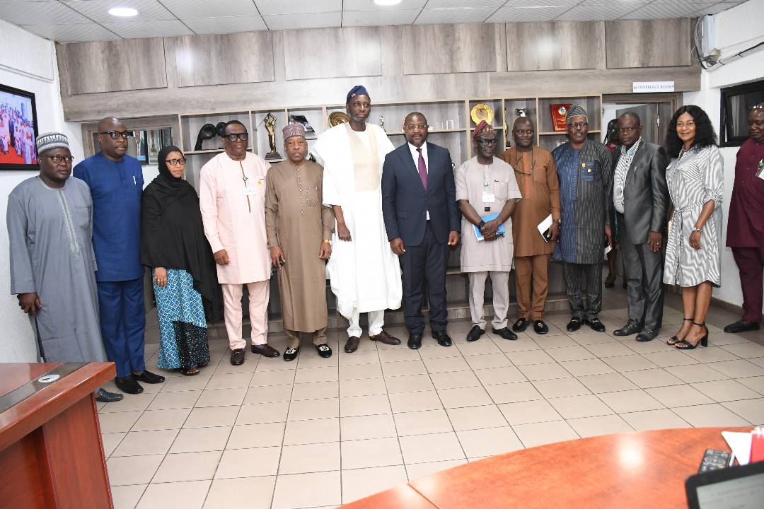 You are currently viewing Courtesy Visit to The Minister of Youth and Sports